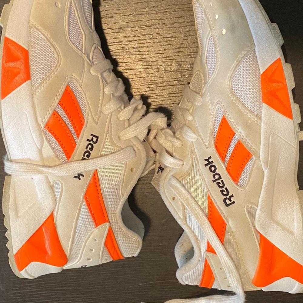 Reeboks - Picture 2 of 2